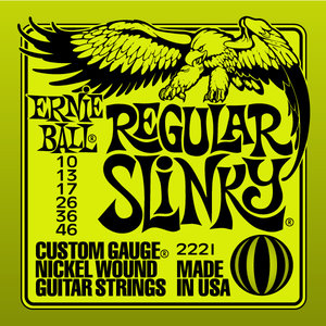 Ernie Ball 2221  Regl. Slinky 010 - 046 snarenset